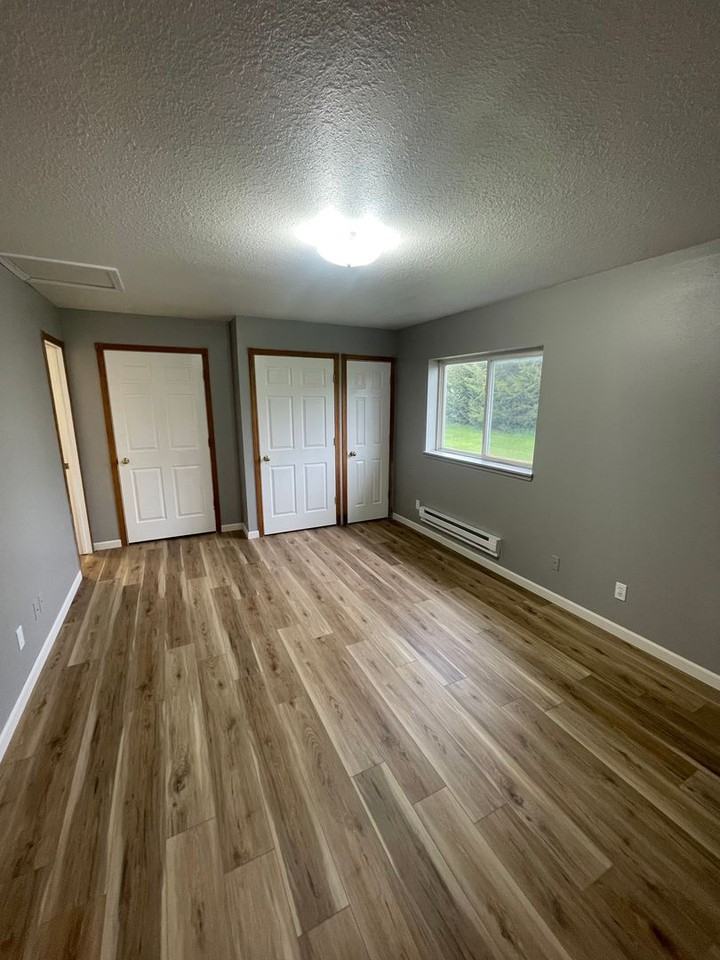 Cedar Creek Apartments - Photo 3 of 12