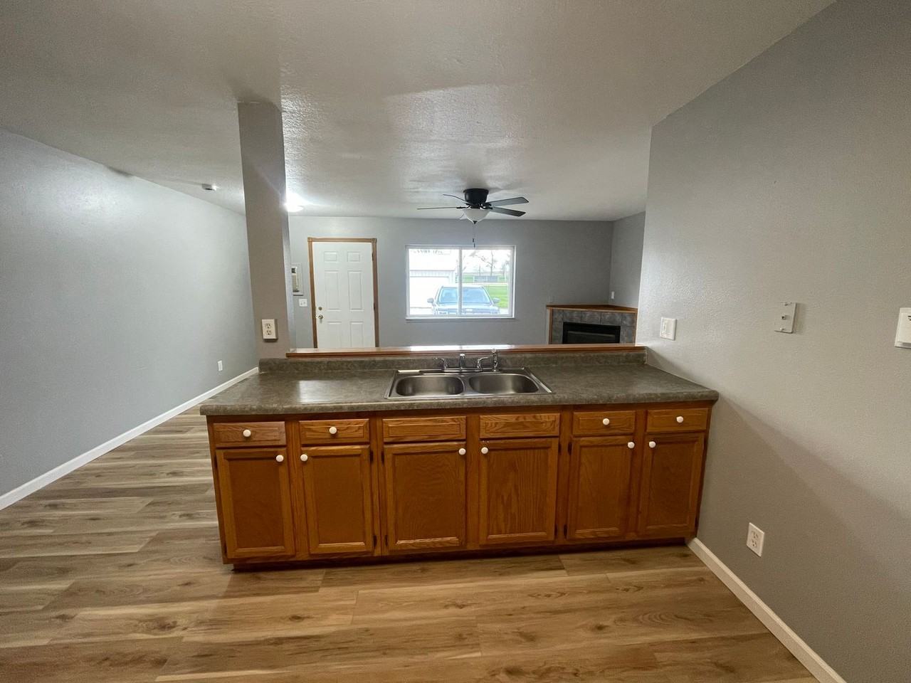 Cedar Creek Apartments - Photo 7 of 12