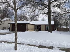 featured image of 6510 Meadow Wood Pl #1