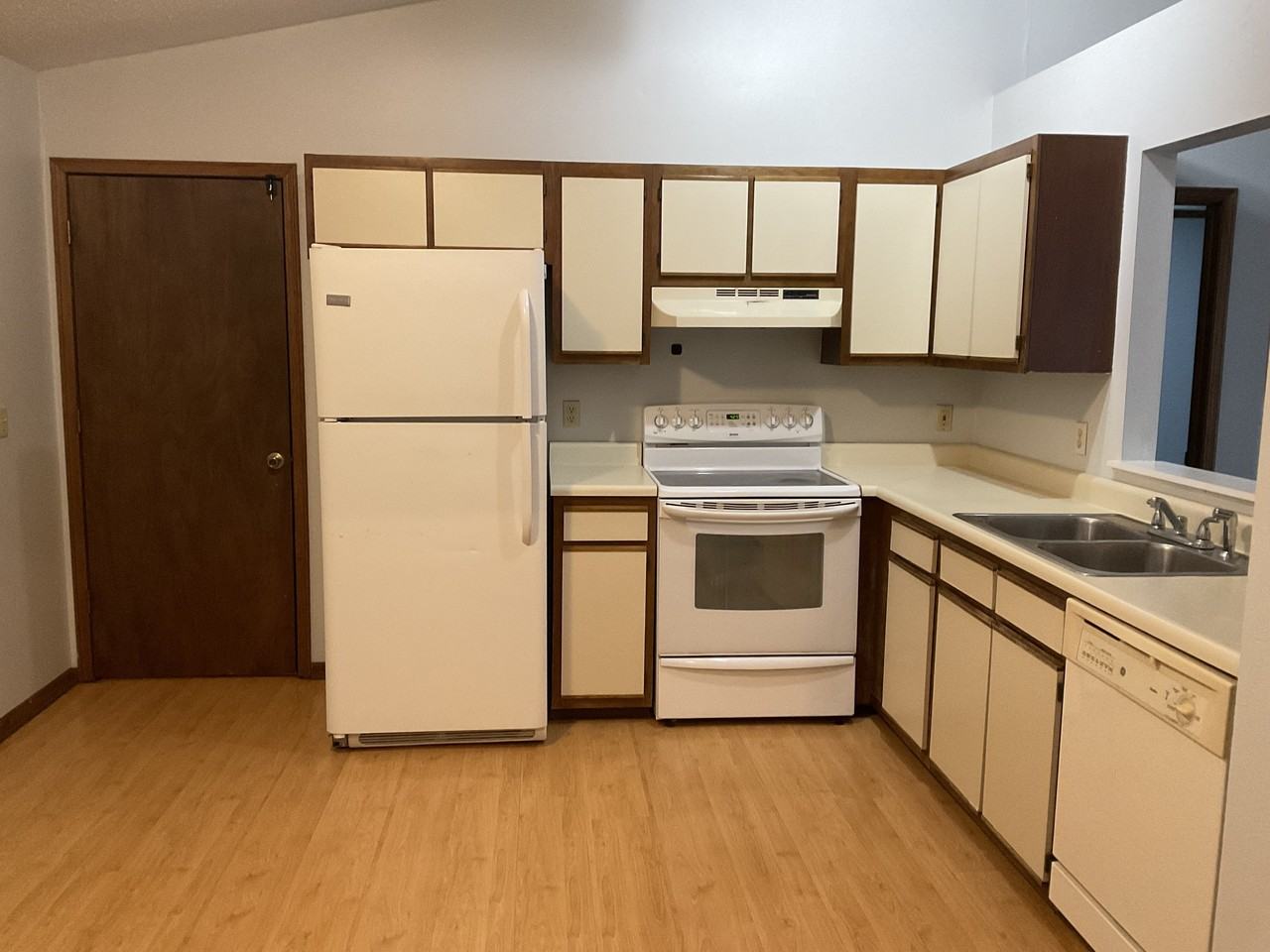 6510 Meadow Wood Pl #1 - Photo 4 of 13