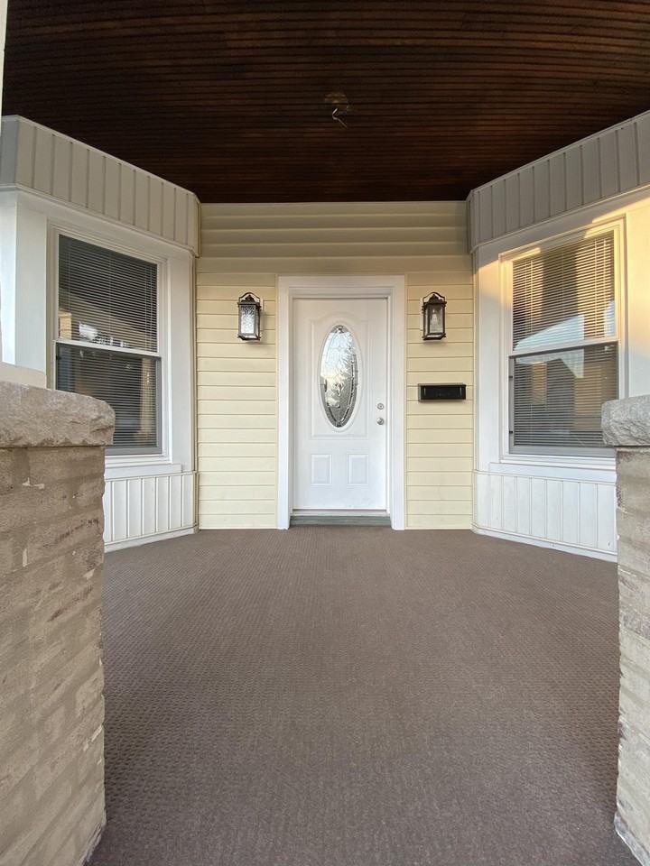 500 6th Ave #1 - Photo 4 of 26