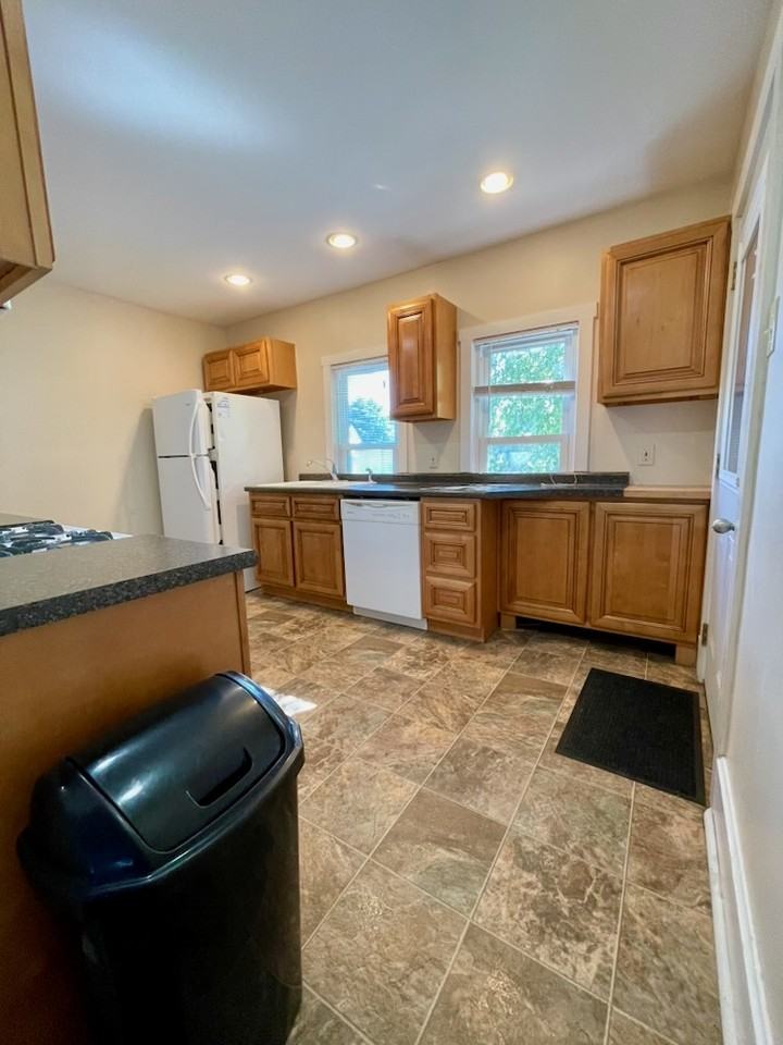 308 Rose St #1 - Photo 3 of 20