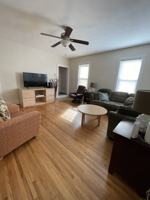 featured image of 1031 Memorial Ave #1