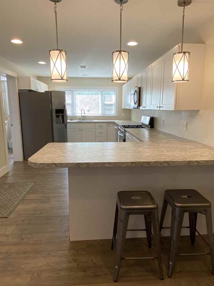 503 6th Ave #1 - Photo 4 of 28