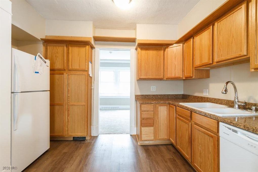 709 Pleasant View Dr #1 - Photo 4 of 19