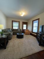 featured image of 1146 Memorial Ave #1