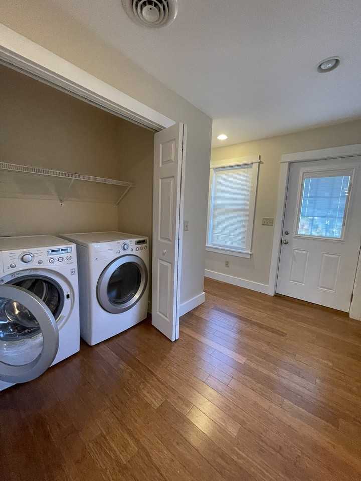 524 7th Ave #1 - Photo 5 of 30