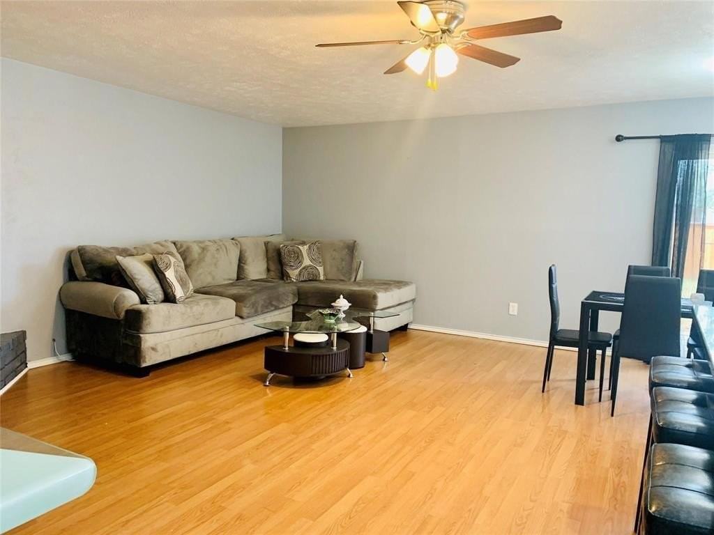 5661 Phelps St - Photo 2 of 22