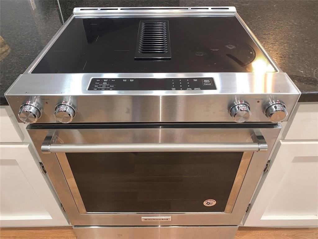 5661 Phelps St - Photo 5 of 22