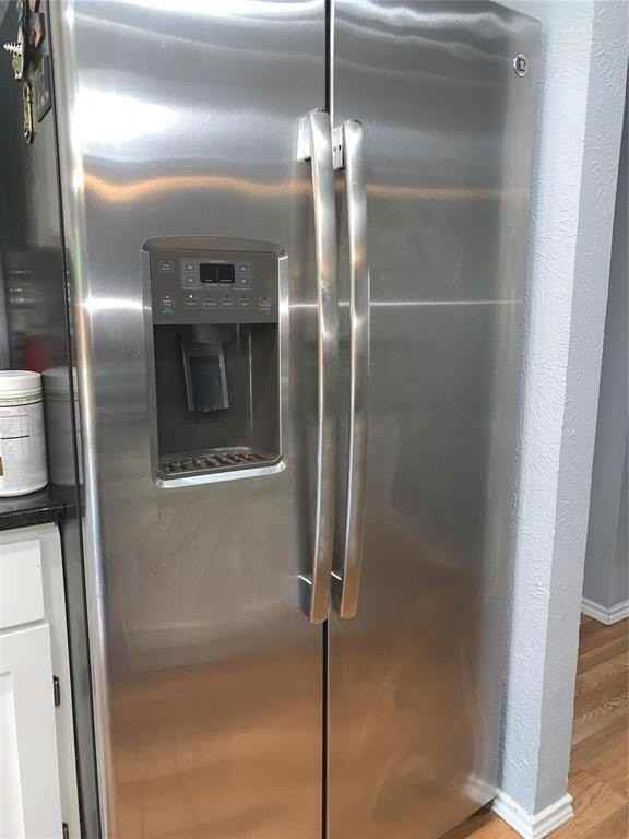 5661 Phelps St - Photo 6 of 22