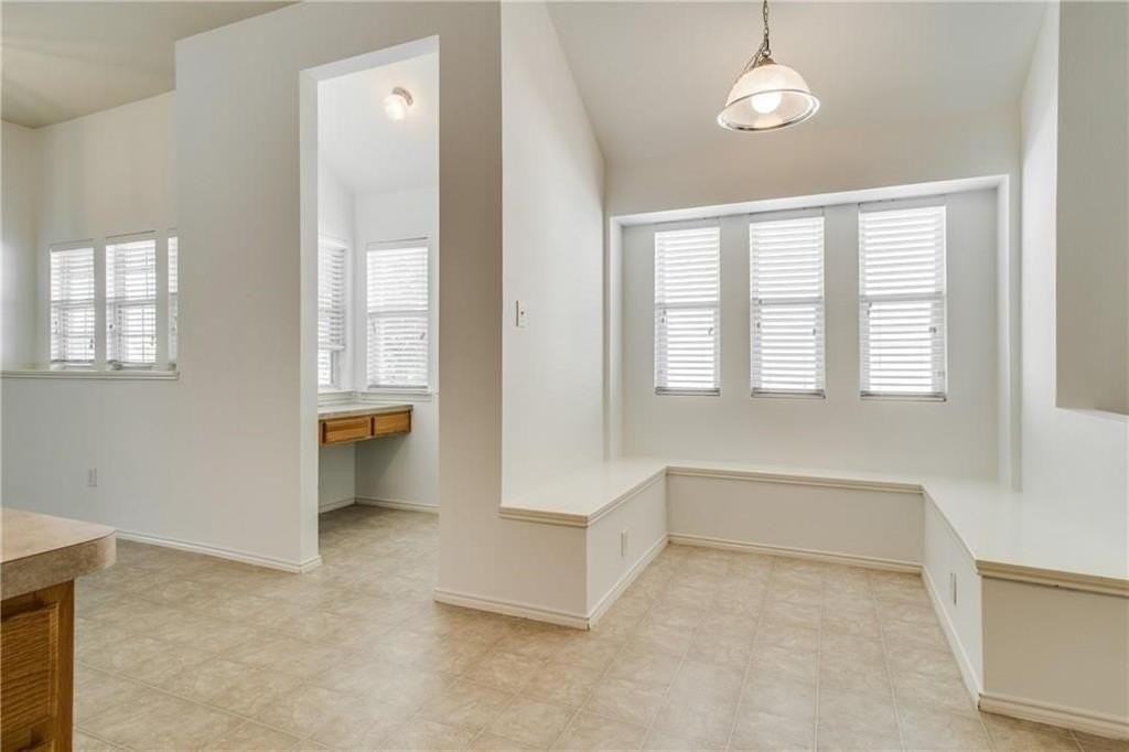 2314 Hillside Dr - Photo 3 of 10