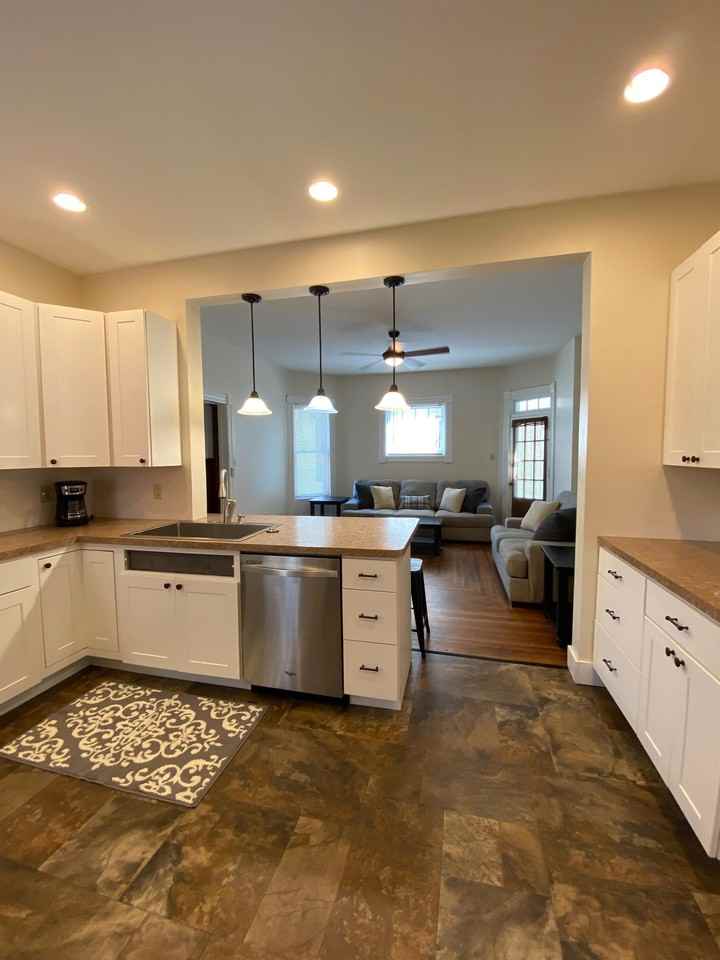 738 W 3rd St #1 - Photo 3 of 36