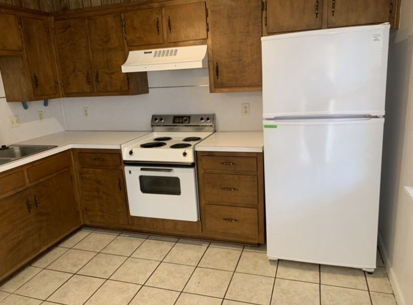 218 N 11th St #21 - Photo 3 of 14