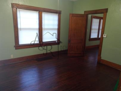 2209 N Broadway St #1 - Photo 5 of 17