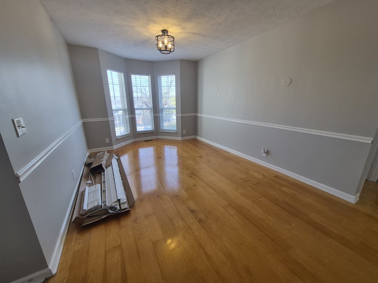 307 Chiswick Ct #1 - Photo 5 of 20