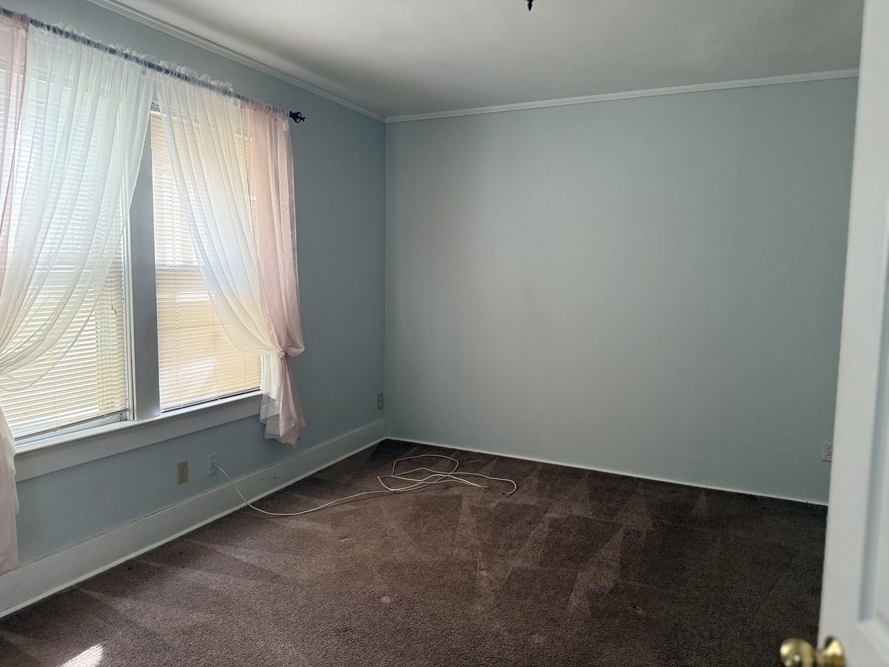 628 W State Blvd #2 - Photo 5 of 8