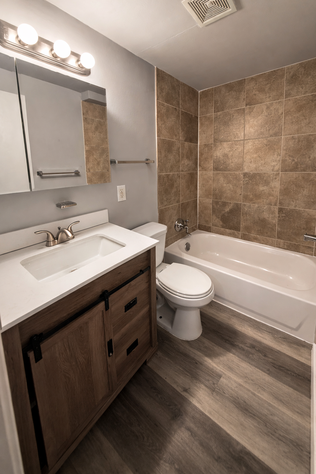 Quiet Location Central to Everything - Photo 2 of 16