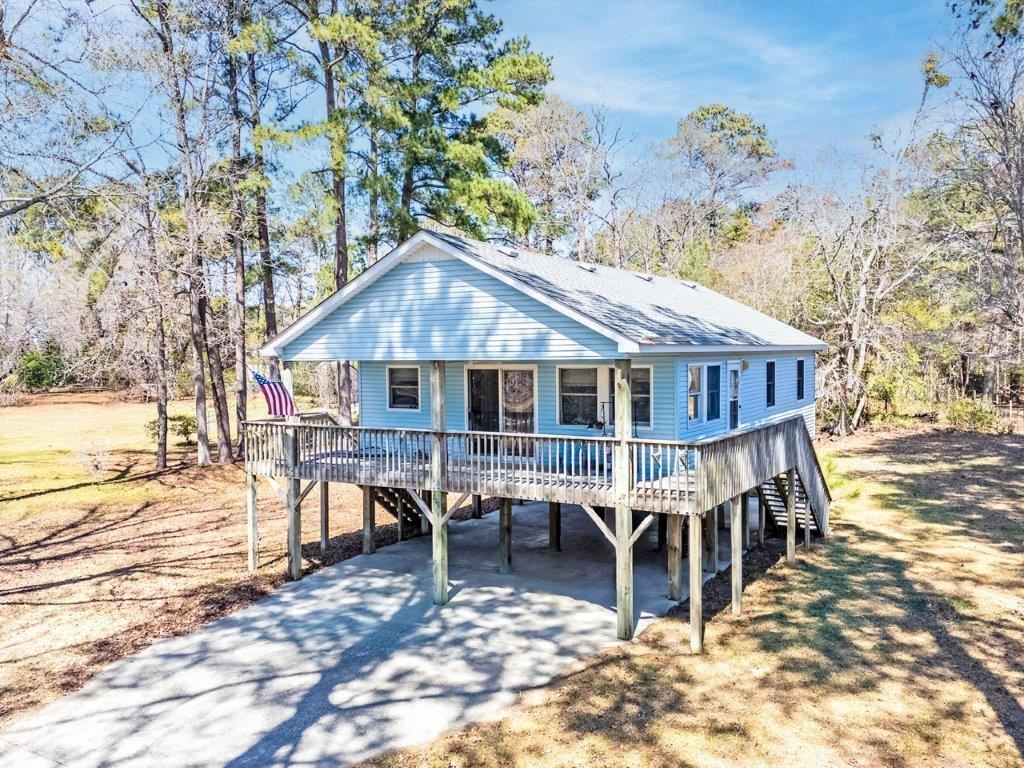 111 Arnold Dr #1 - Photo 2 of 25