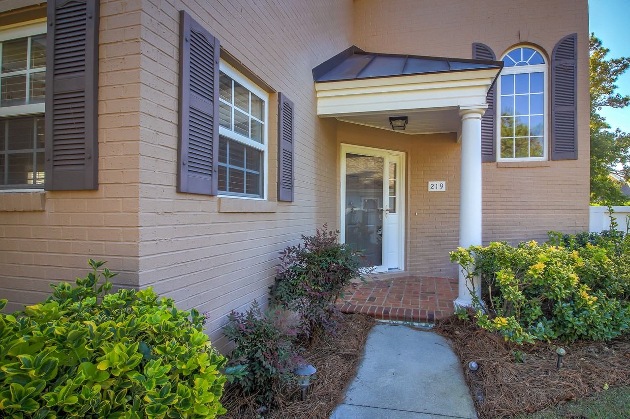 219 Brandywine Place Dr #1 - Photo 3 of 35