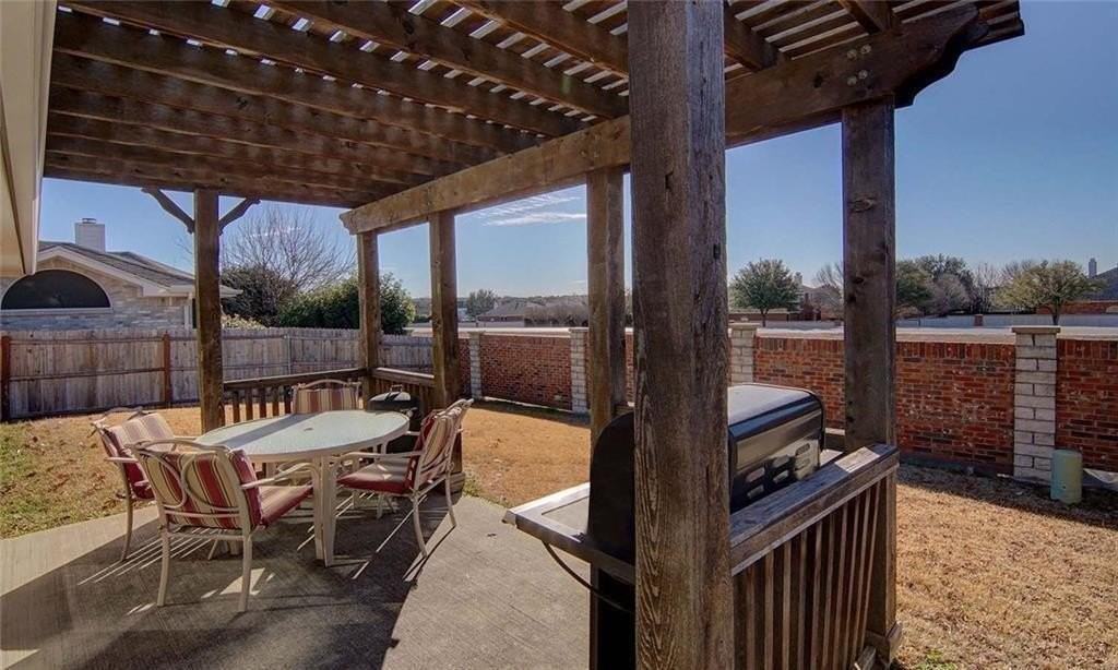 4812 Stetson Dr S - Photo 5 of 11