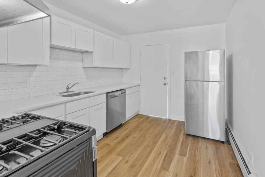 9606 Golf Terrace Rd - Photo 2 of 10