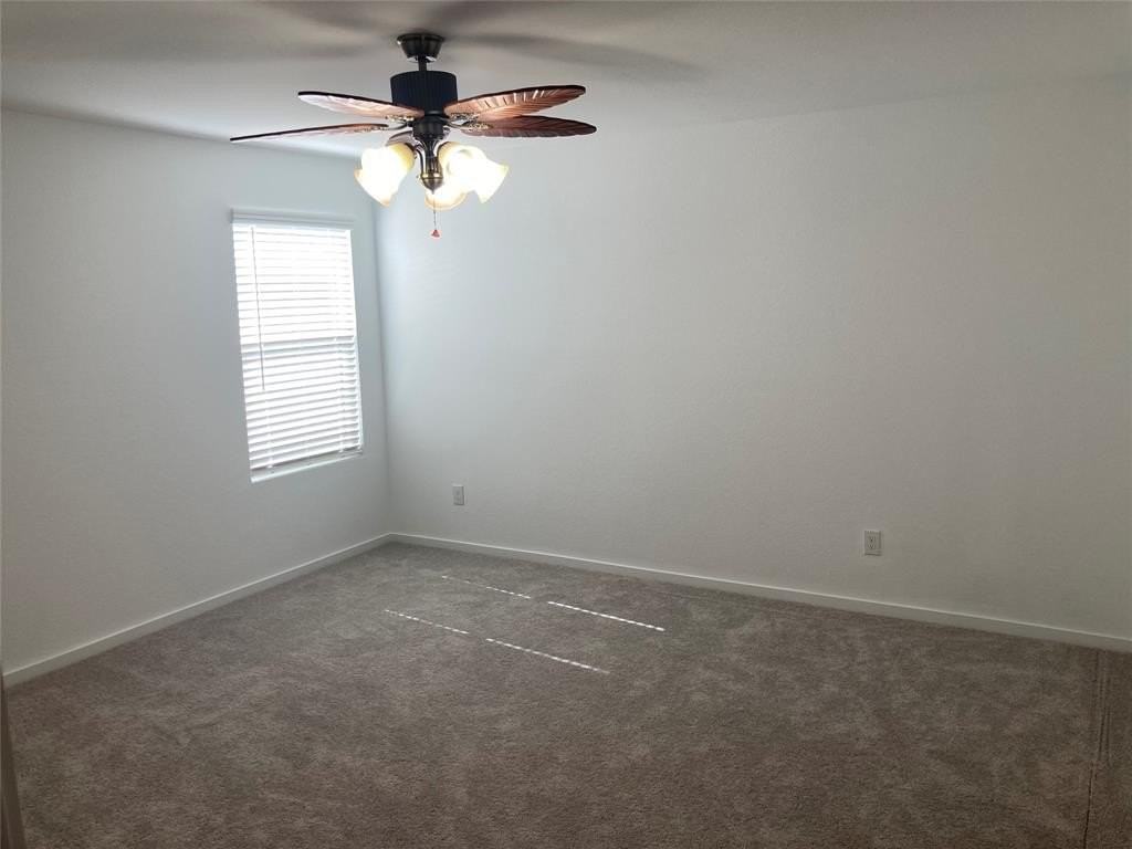 1536 Elliot Rd - Photo 4 of 24