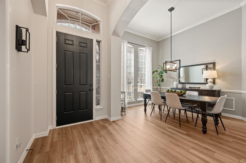 2819 Countryside Trl - Photo 4 of 40