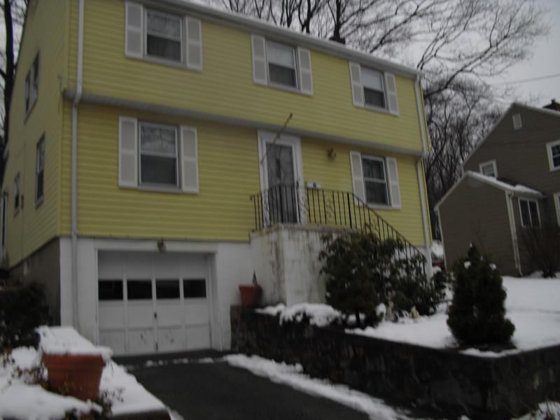 18 Coolidge Rd - Photo 2 of 15