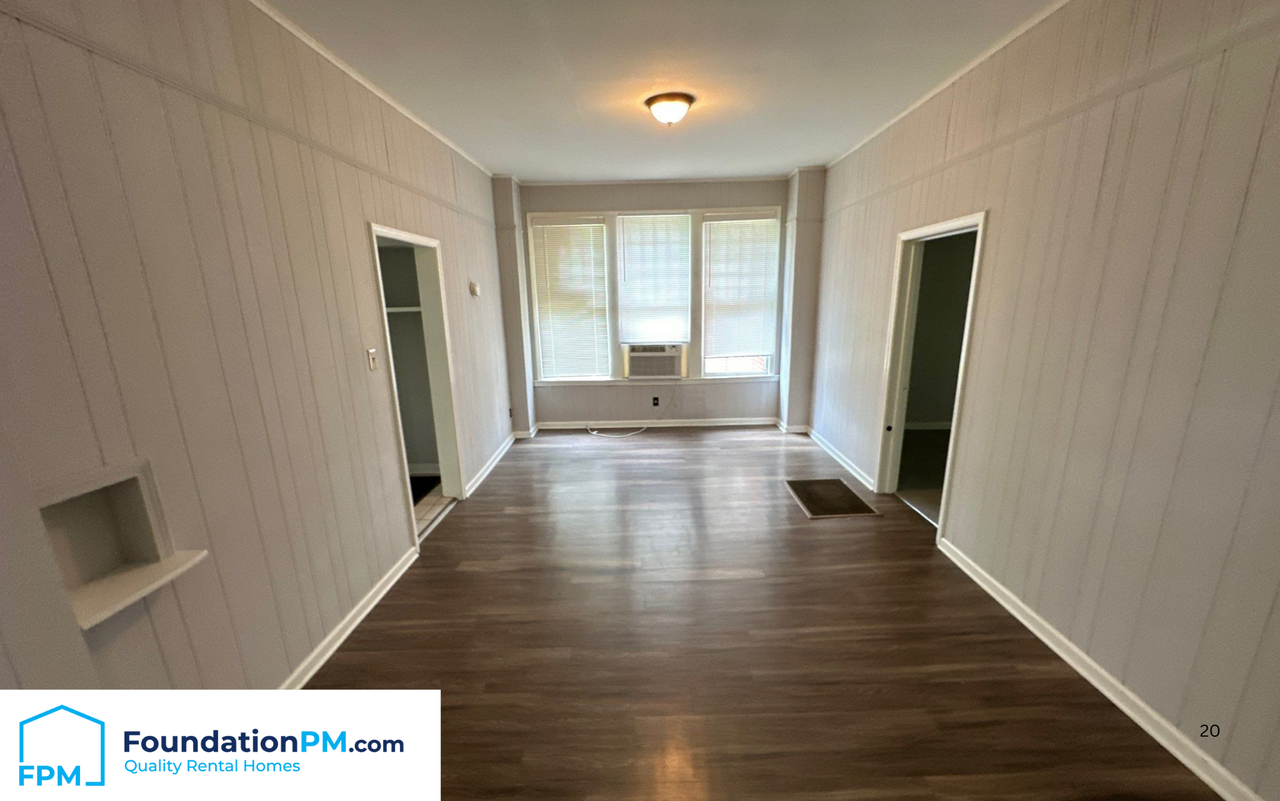 5786 Woodlawn St #1 - Photo 7 of 9