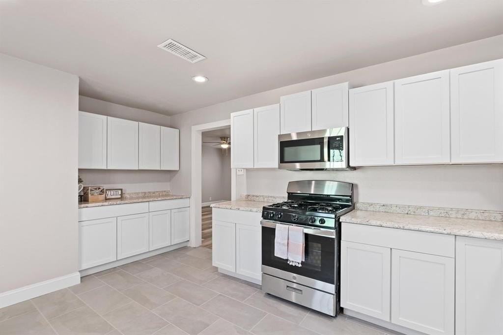 423 E Morton St - Photo 4 of 22