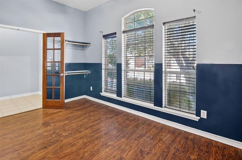 8216 Deer Bluff Ln - Photo 7 of 33