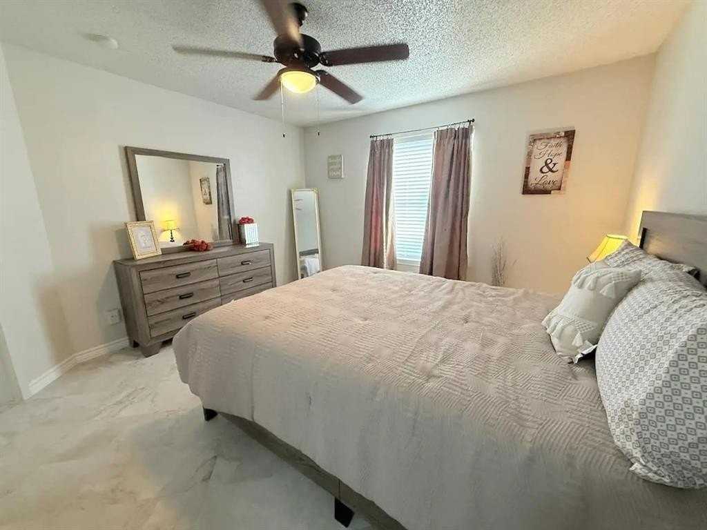 1001 Pecan Crossing Dr - Photo 5 of 9