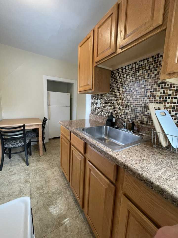 513 8th Avenue 2 - 1 #1 - Photo 7 of 18