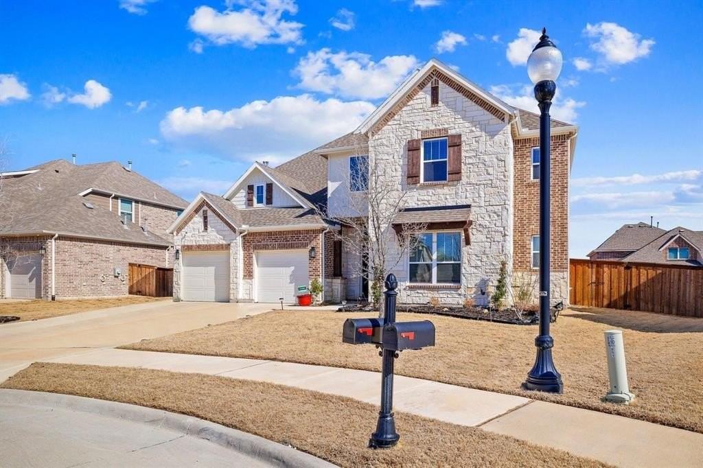 851 Orchard Dr - Photo 2 of 22