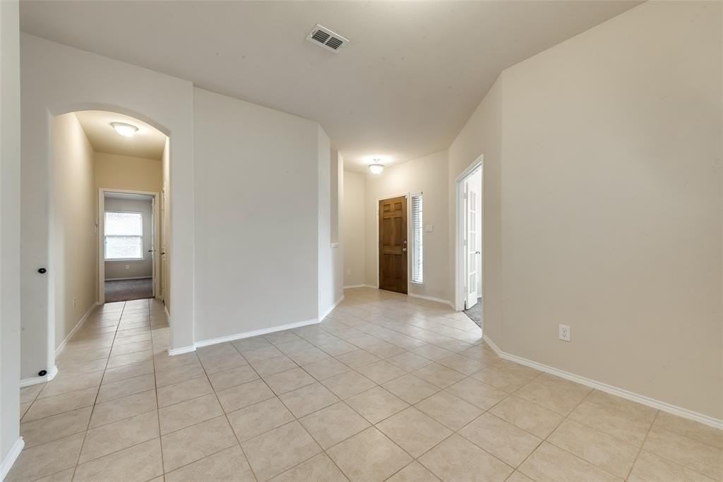 4721 Lazy Oaks St - Photo 3 of 30