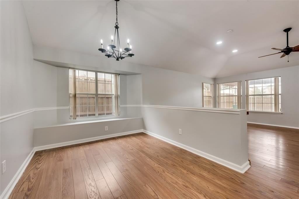 3551 Briargrove Ln - Photo 7 of 17