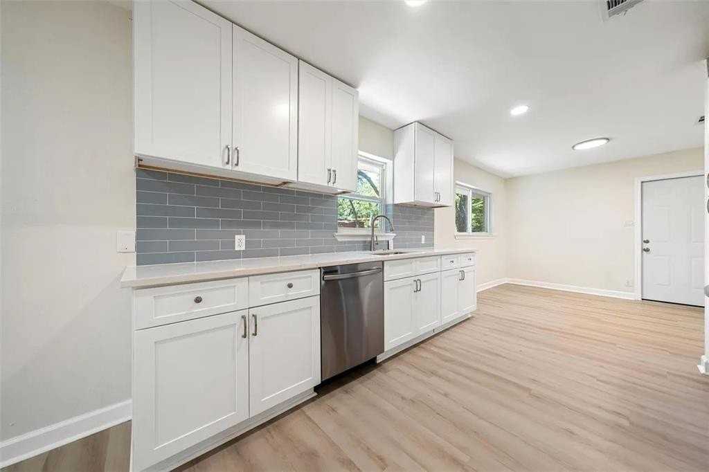 4409 Steven St - Photo 5 of 13