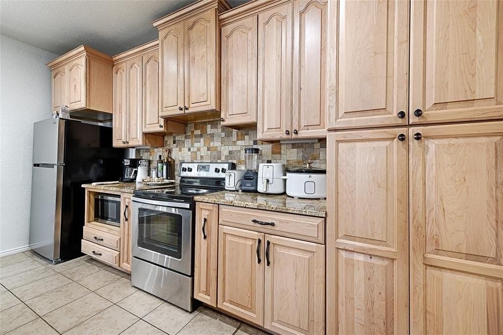 5984 Stone Mountain Rd - Photo 6 of 25