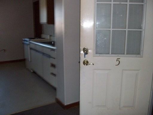 5 651 Oak Grove Rd # 5 - Photo 2 of 7