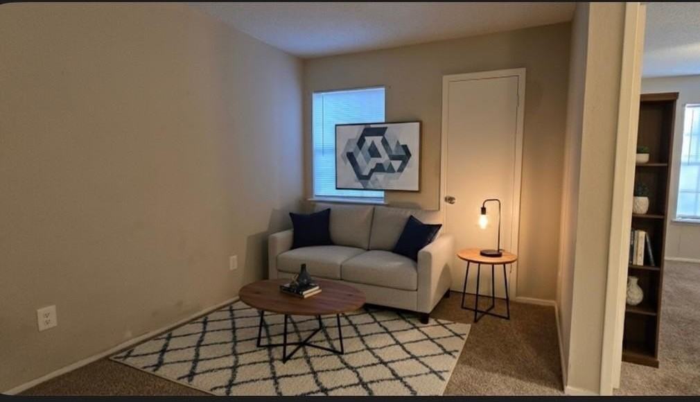 5454 Financial Plz #8D - Photo 4 of 16