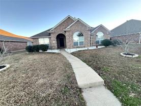 1304 E Oak St - Photo 1 of 1