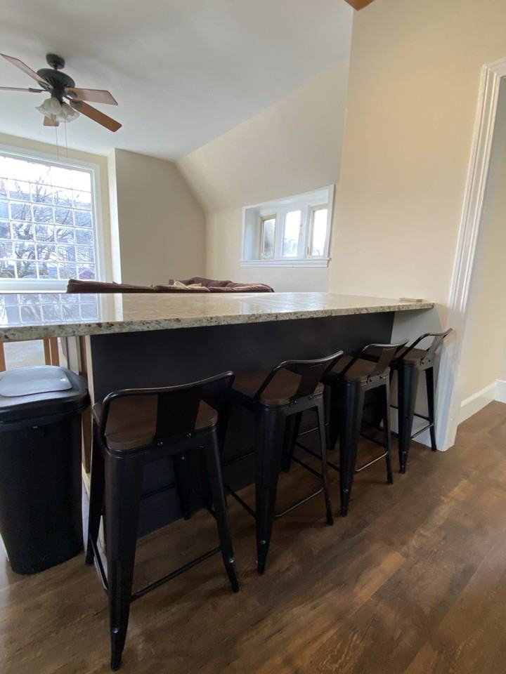 904 W 4th St #1 - Photo 4 of 33