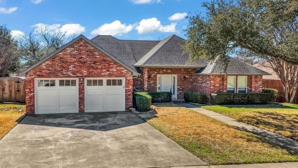 10041 Regent Row St - Photo 2 of 31