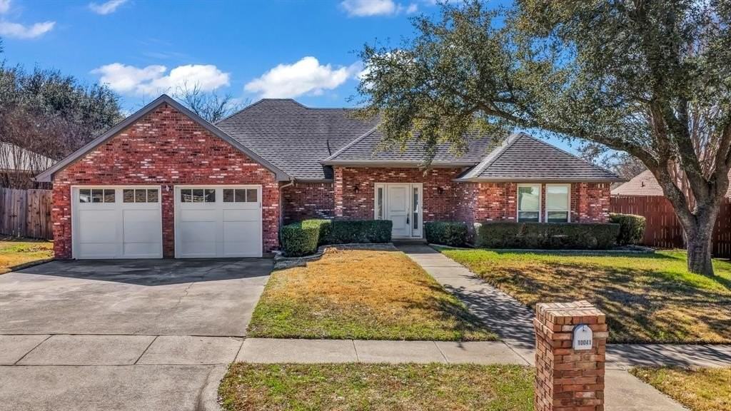 10041 Regent Row St - Photo 5 of 31