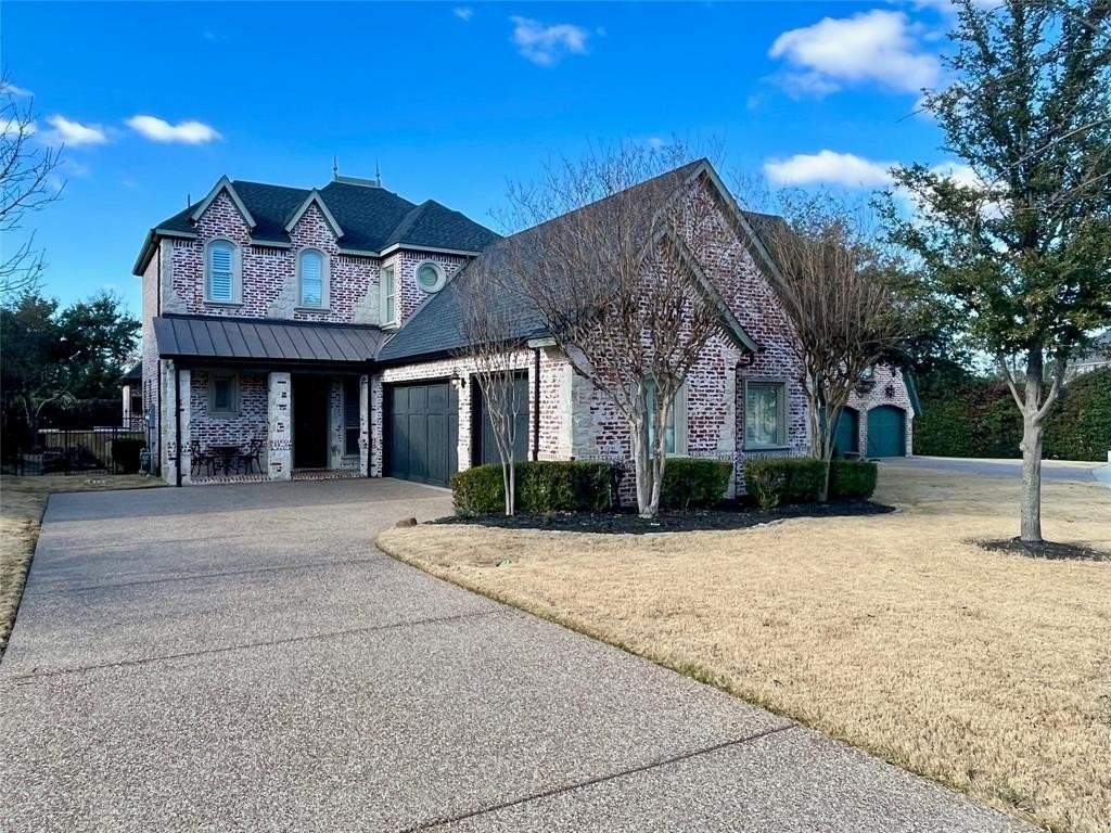 4529 Venetian Way - Photo 2 of 22