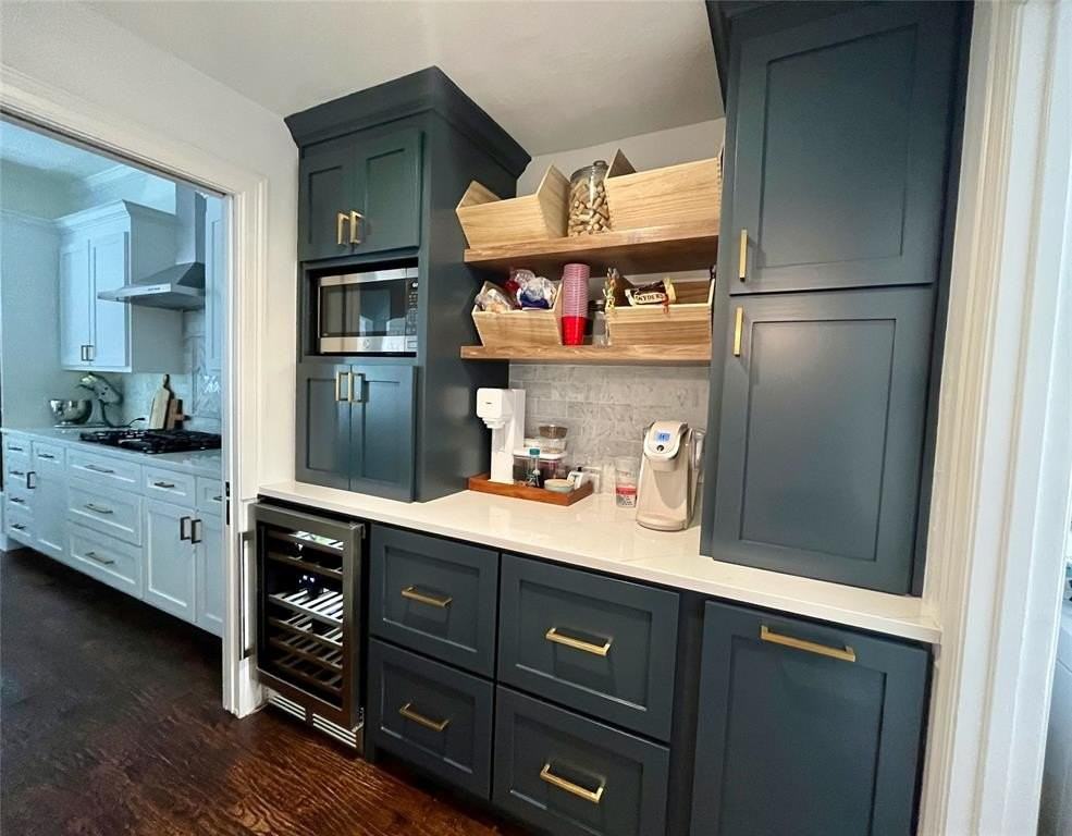 4529 Venetian Way - Photo 7 of 22