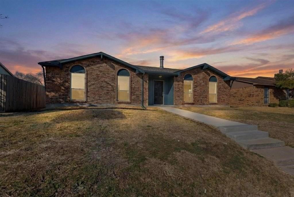 8505 Woodside Rd - Photo 4 of 40