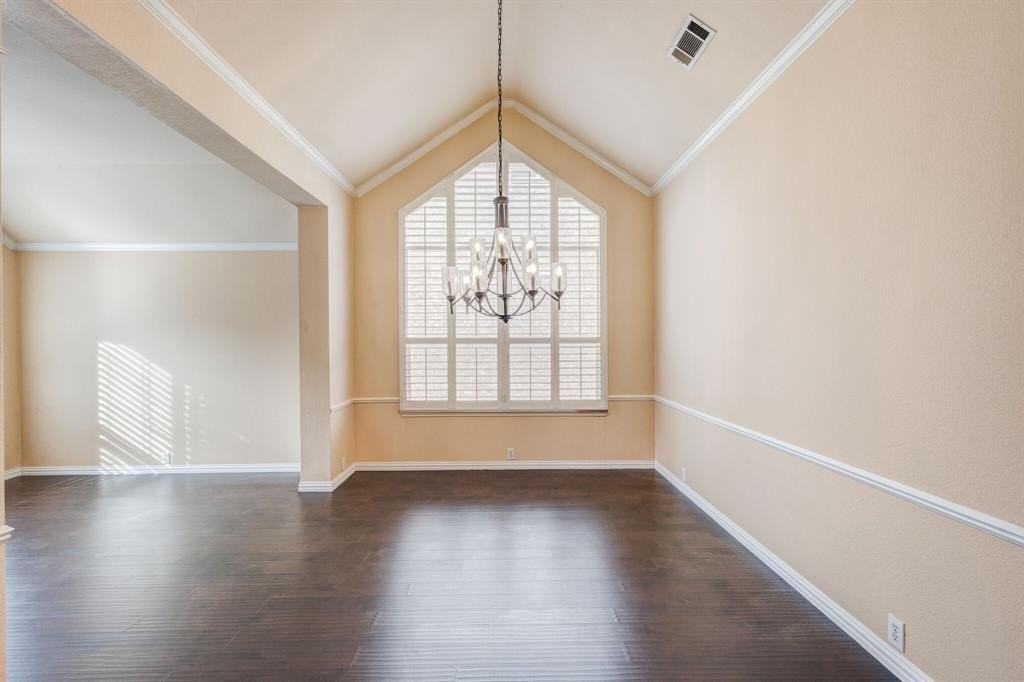 7220 Cloverleaf Dr - Photo 3 of 27