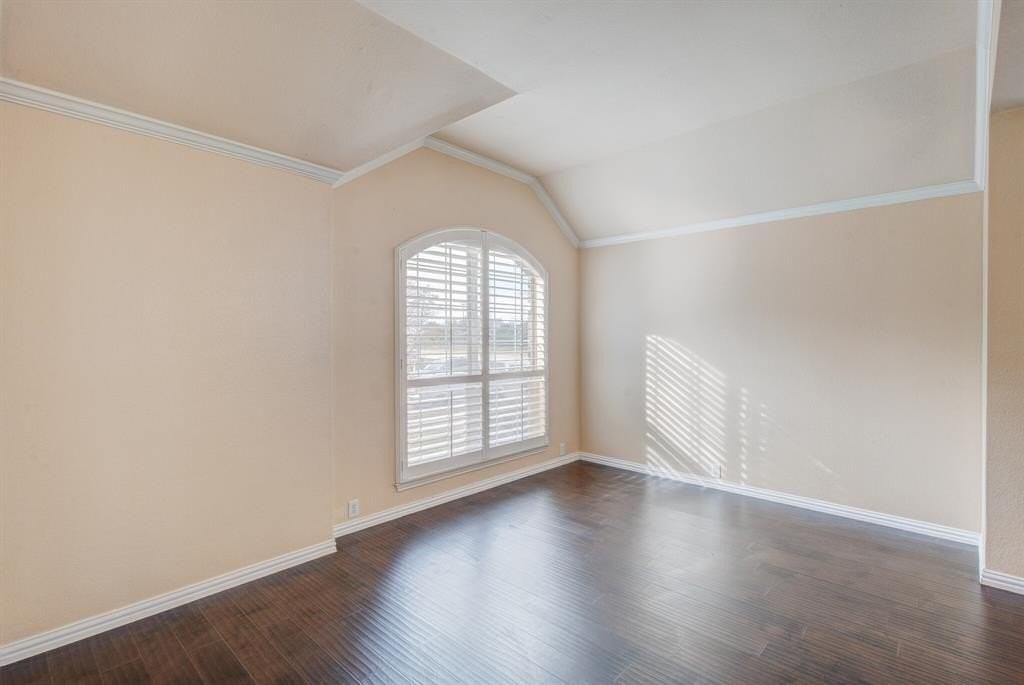 7220 Cloverleaf Dr - Photo 5 of 27