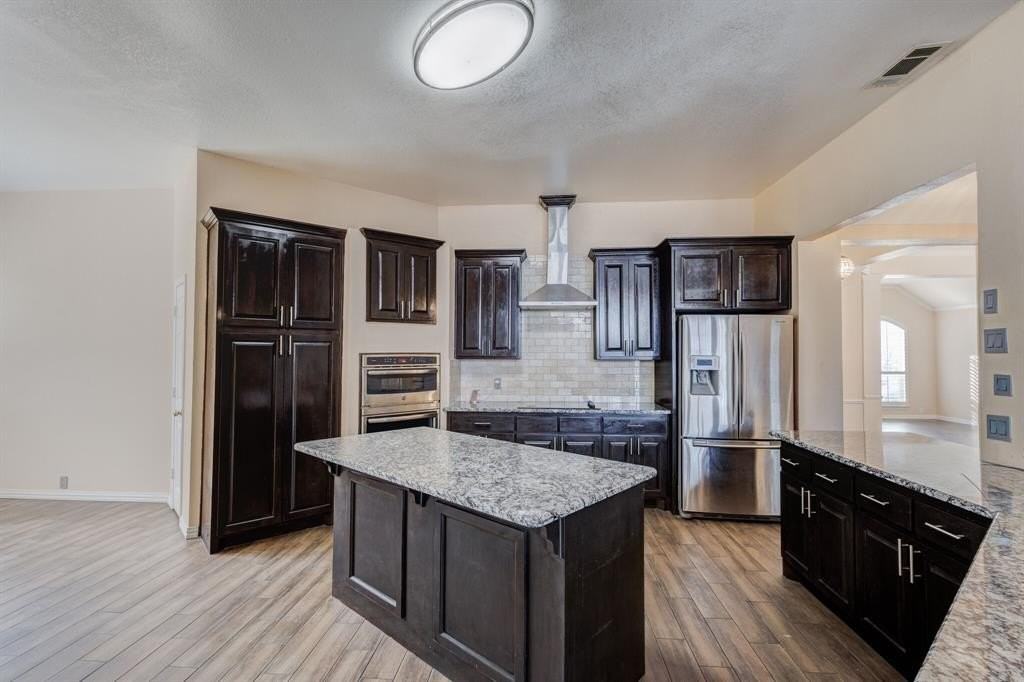 7220 Cloverleaf Dr - Photo 6 of 27